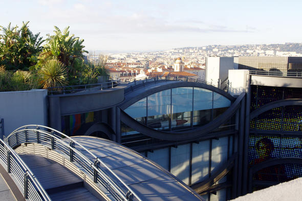 Toit-Terrasse du MAMAC © ADAGP, Paris, 2015. Photographie M. Anssens.