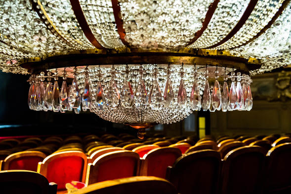 Grand lustre de l'Opéra Nice Côte d'Azur © D. Jaussein/Opéra de Nice